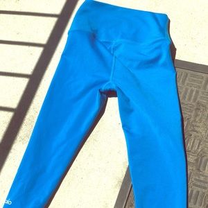 Alo Yoga leggings